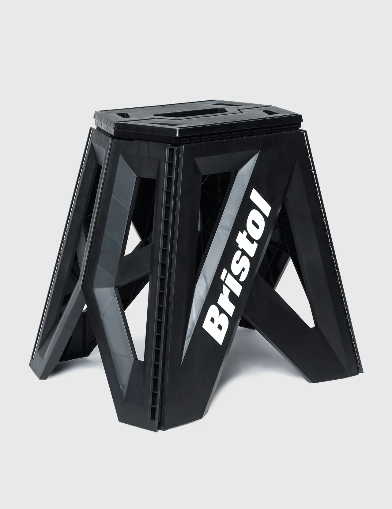 F.C.Real Bristol STOOL 2-STEP BLACK 黒-