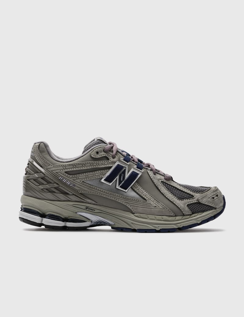 shoes-1-1-564a6.jpg?fit=max&w= shoes-1-1-564a6.jpg?fit=max&w=