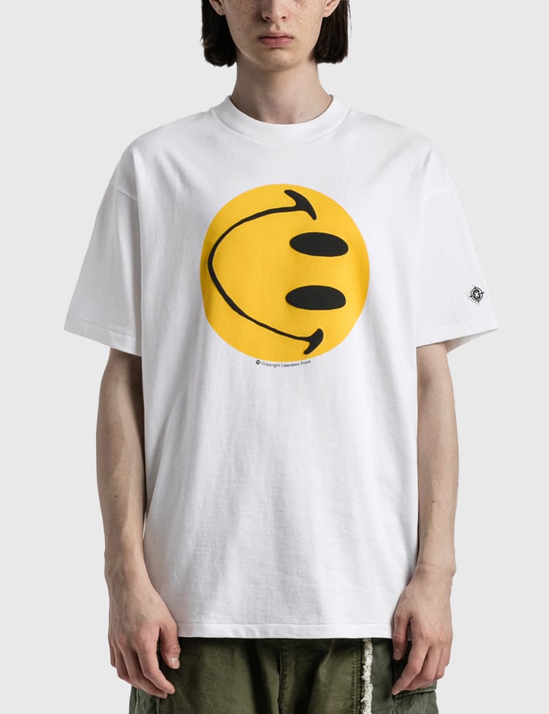 READYMADE - Smile T-Shirt | HBX - Globally Curated Fashion and