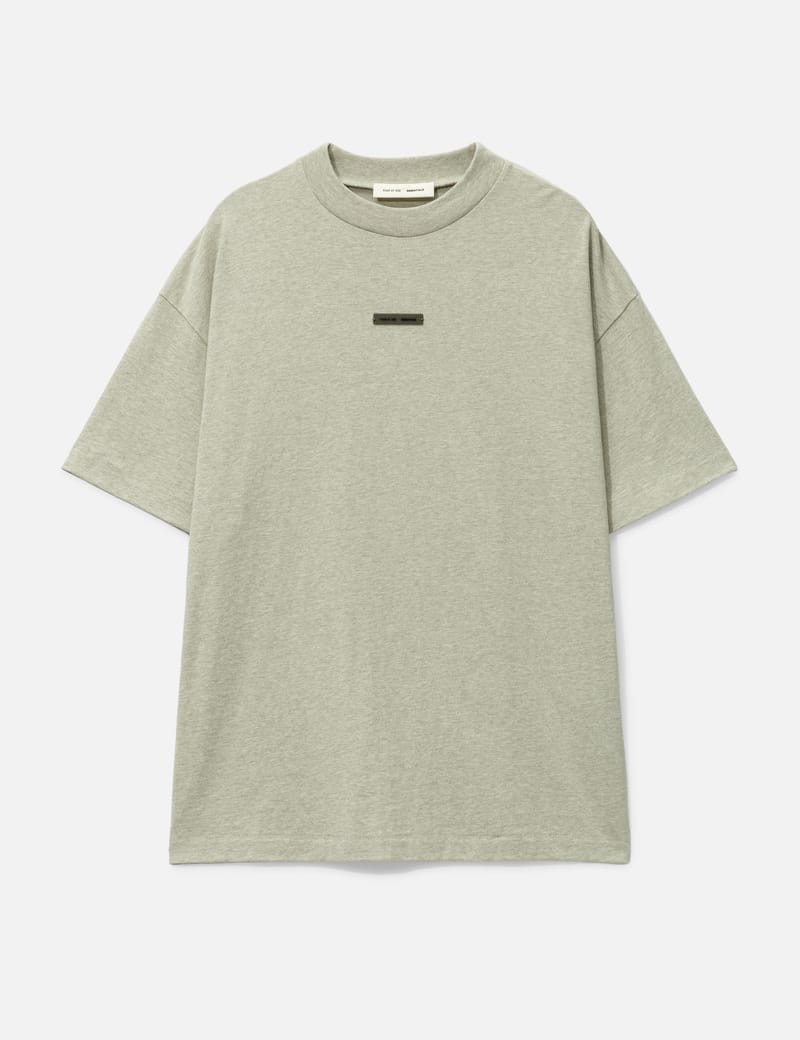 ESSENTIALS FEAR OF GOD Tシャツ Fear of God Essentials T-shirt FW22 | Urban Outfitters