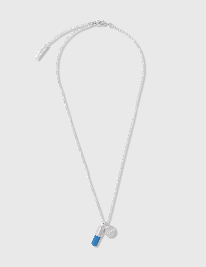 AMBUSH® - Pill Charm Necklace 2 | HBX - ハイプビースト(Hypebeast ...