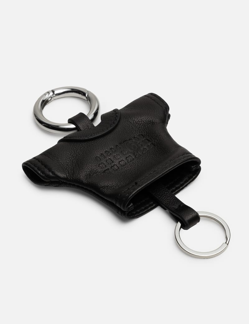 【関税&送料込】Mm6 Maison Margiela Leather Keychain Maison Margiela Four stitch-logo Leather Key Chain | Red