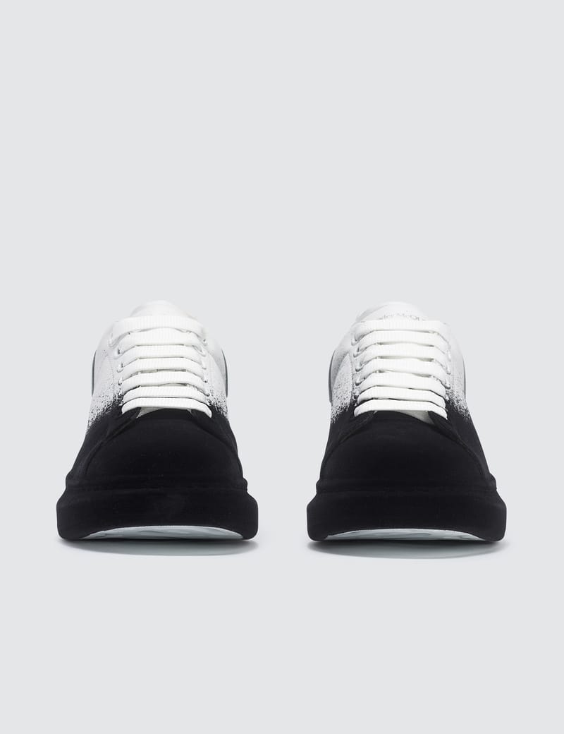 Alexander mcqueen spray paint clearance sneakers