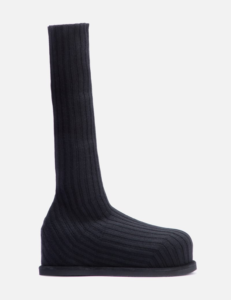 セール　入手困難　新品未使用　Amina Muaddi Amina Muaddi - Veneda Stretch Boot Flatform | HBX