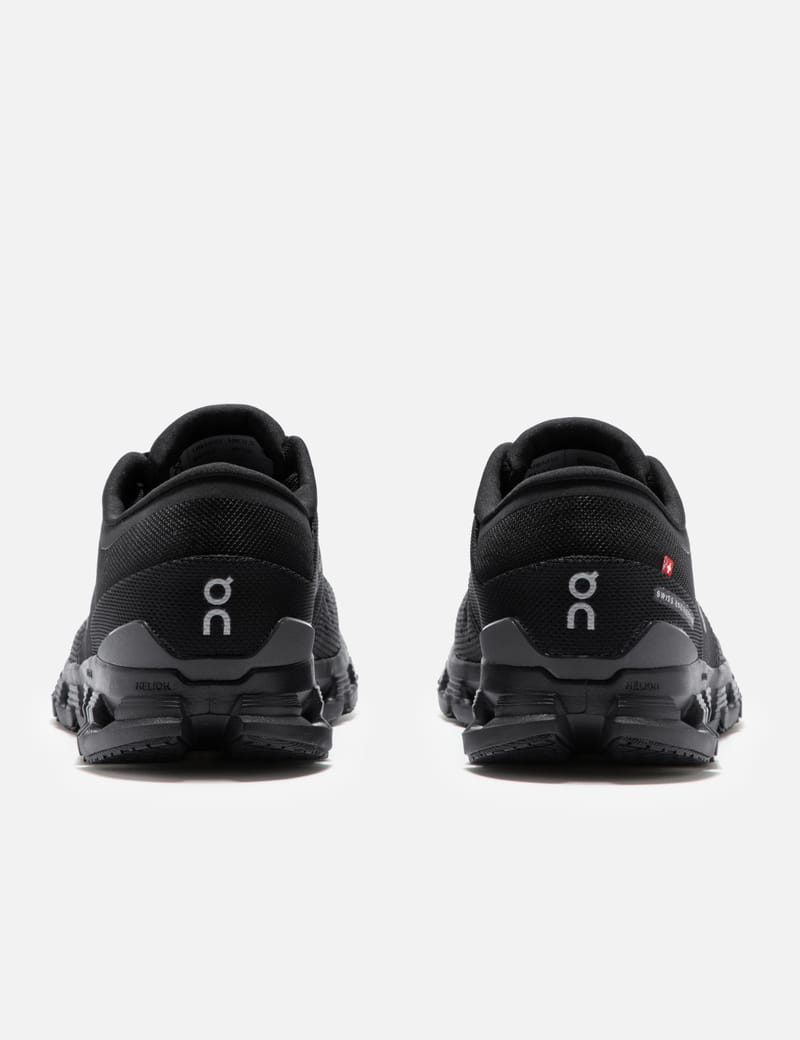 On Cloud X 4 W Black | Eclipse 国内発送 Amazon | [オン] トレーニングシューズ Cloud X 4 Black