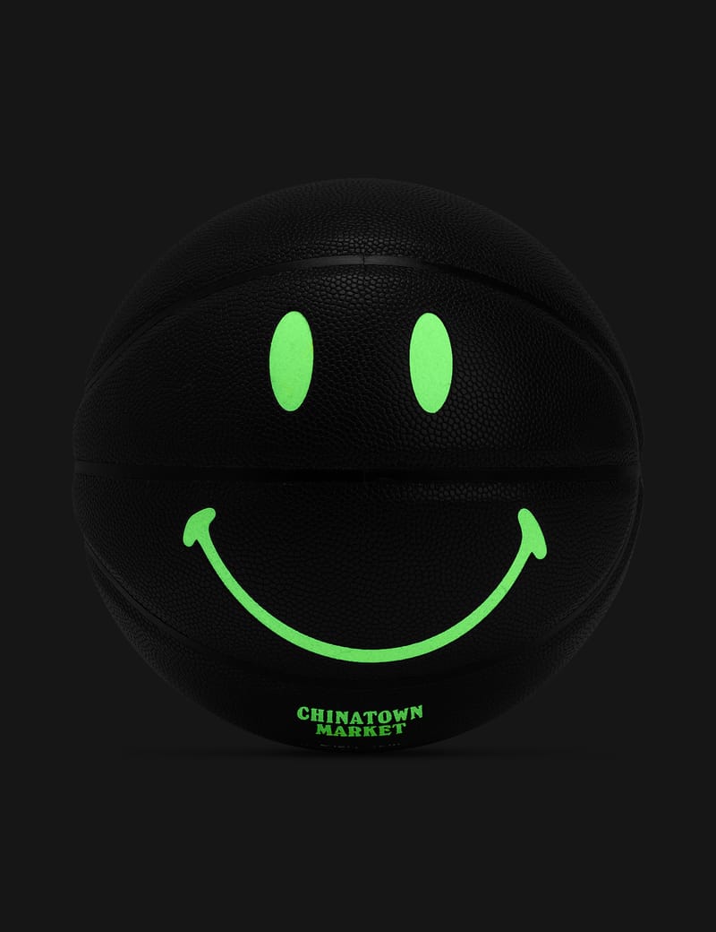 Chinatown Market Smiley Plush Basketball - US