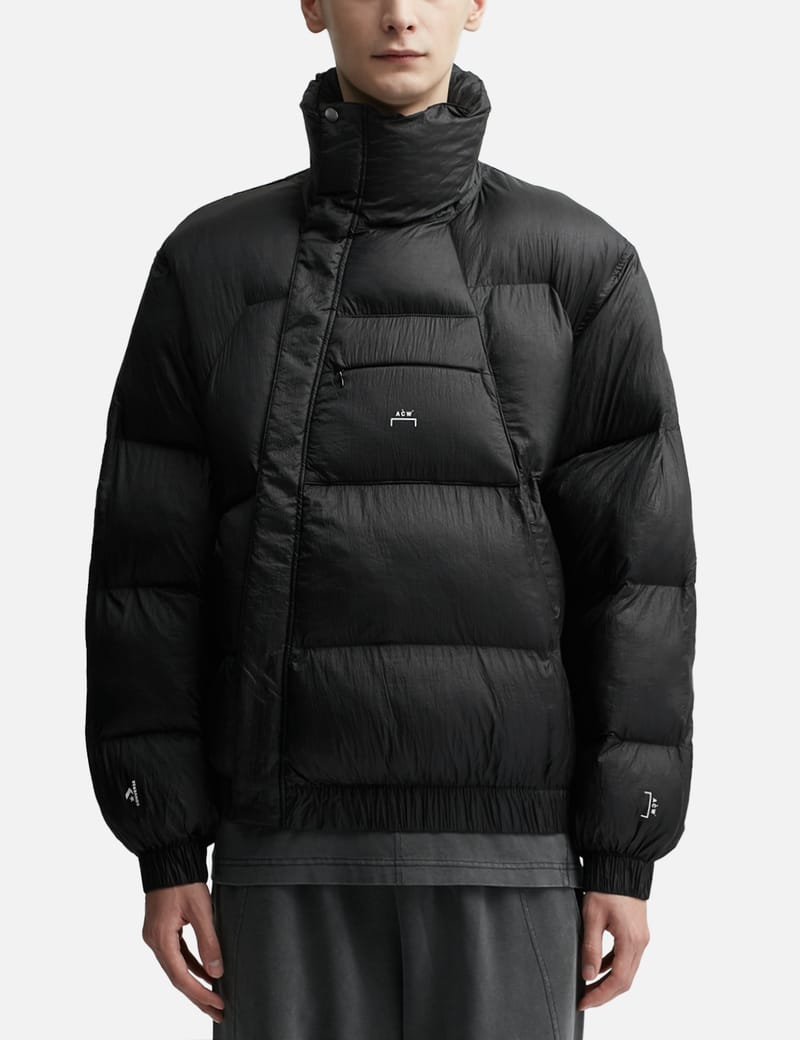 A cold outlet wall puffer coat