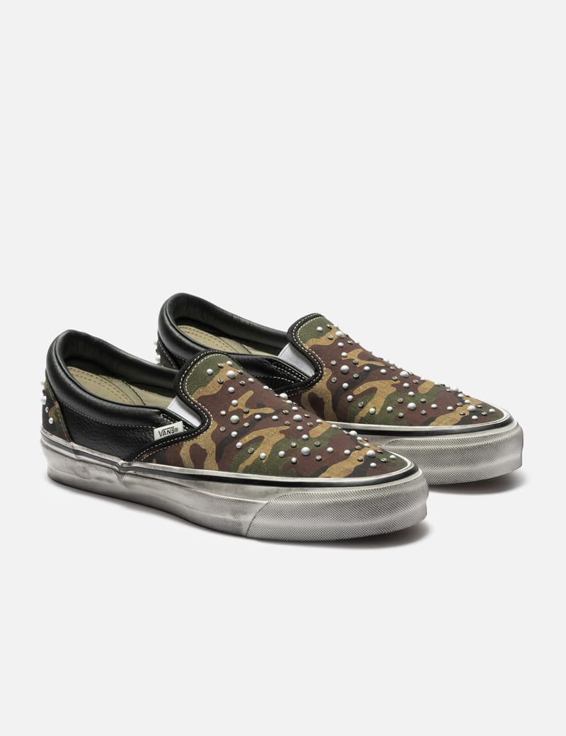 Vans LX Classic Slip-On 98 - 上品なパール加工と快適な履き心地を