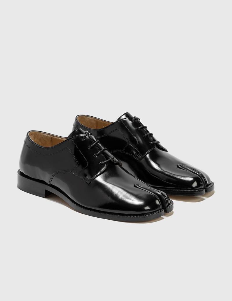 Maison Margiela - Tabi Lace Up Shoes | HBX