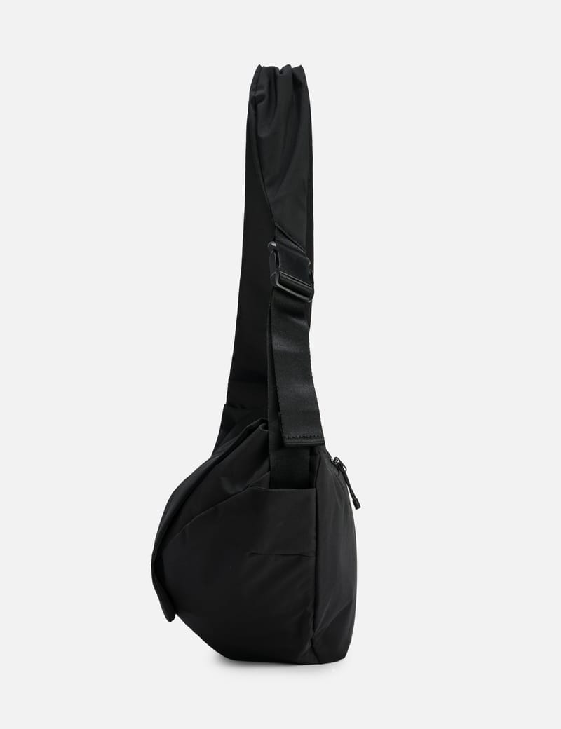 ショルダーバッグ Puma x Heliot Emil Sling Bag Puma - PUMA x HELIOT EMIL Sling Bag | HBX - Globally Curated