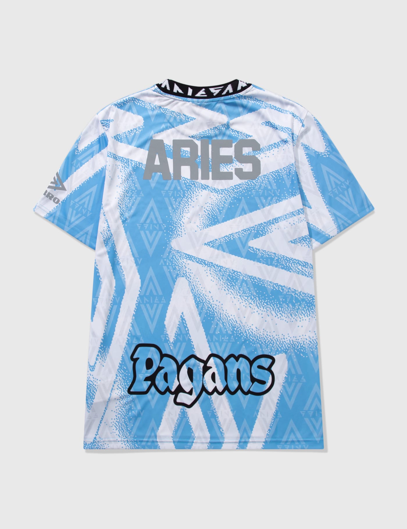 Aries - Aries x Umbro Football Jersey | HBX - HYPEBEAST 為您搜羅全球潮流時尚品牌