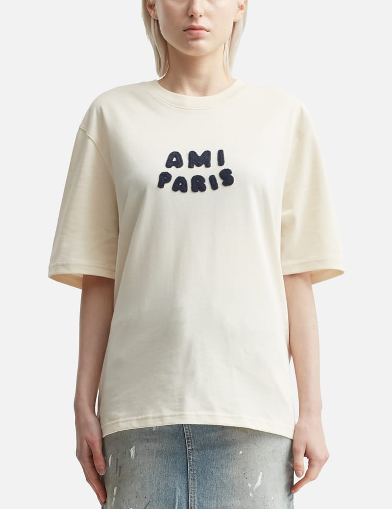 Maison Kitsuné - SPEEDY FOX PATCH COMFORT TEE-SHIRT | HBX Maison Kitsuné - SPEEDY FOX PATCH COMFORT TEE-SHIRT | HBX