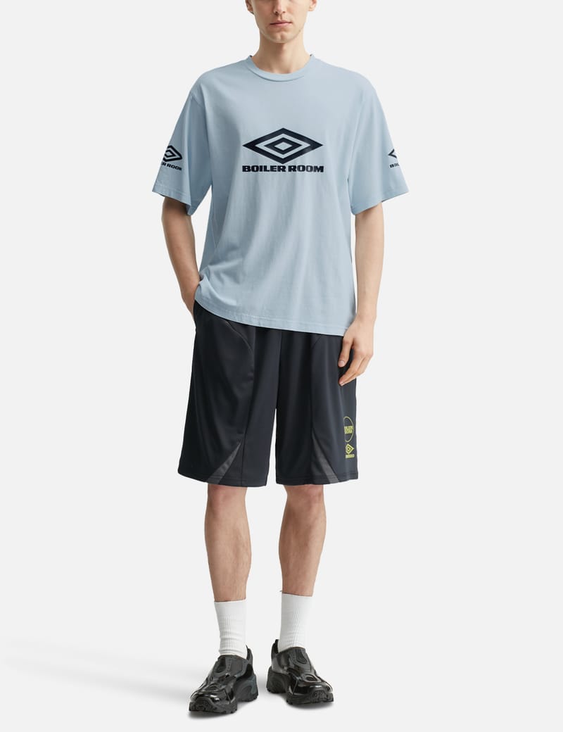 BOILER ROOM - BOILER ROOM x Umbro Washed T-shirt | HBX BOILER ROOM - BOILER ROOM x Umbro Washed T-shirt | HBX