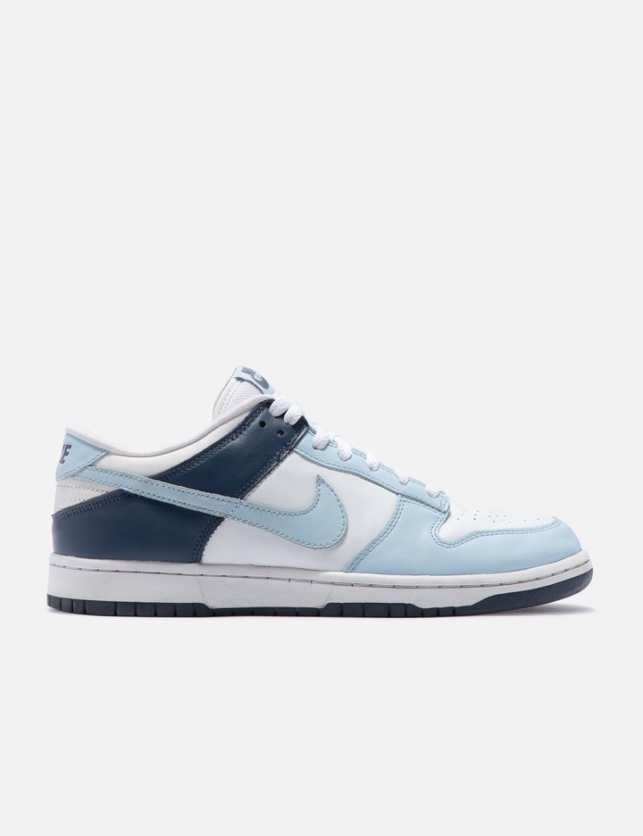 low dunks nike white