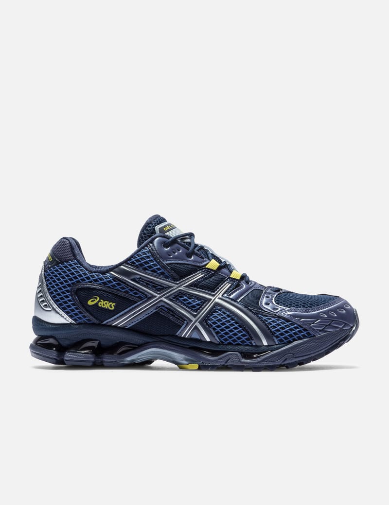 Asics - UB9-S GEL-DS Trainer 14 | HBX - Globally Curated