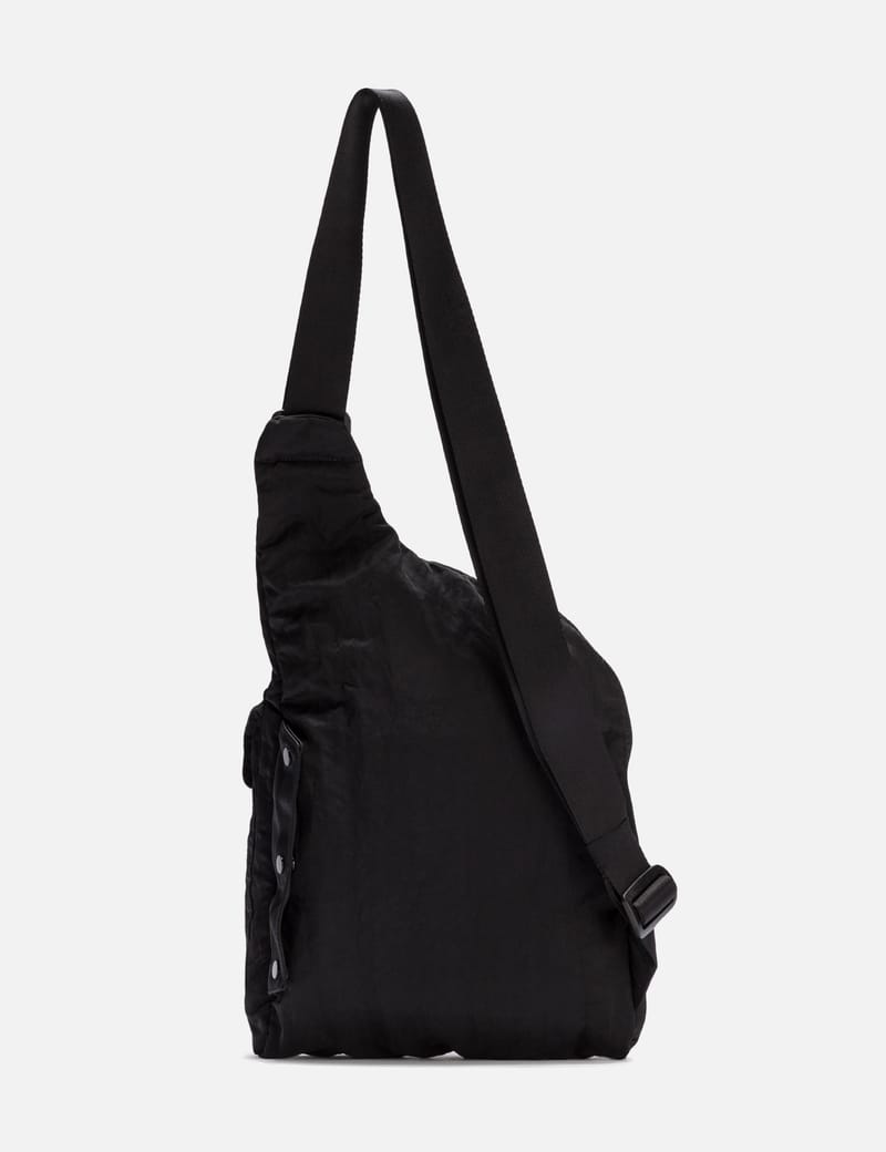 C.P. Company ブラック シングルストラップ バッグ