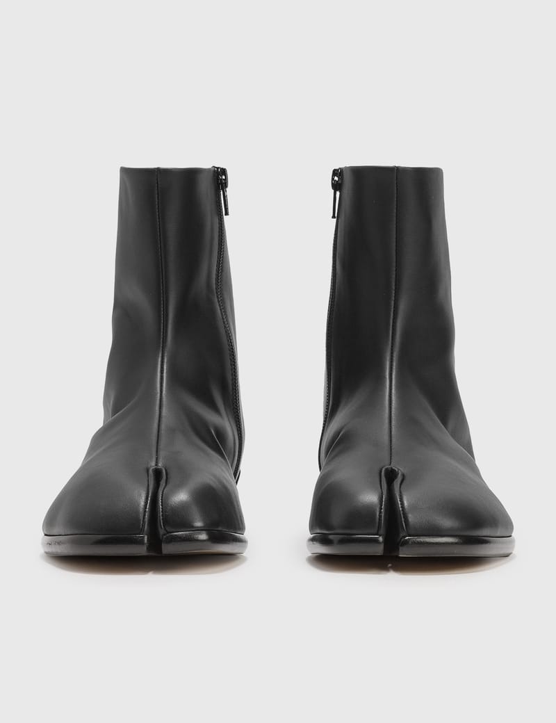 Flat clearance tabi boots