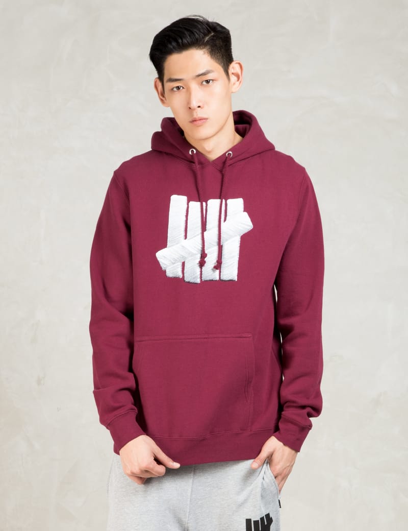 UNDEFEATED STRIKE HOODIE サイズ:L Undefeated - Burgundy Embroidery Strike Hoodie | HBX