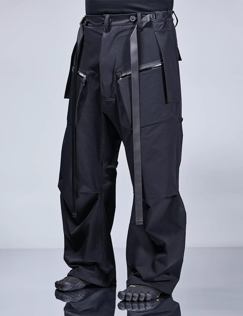 ACRONYM SCHOELLER® DRYSKIN™ CARGO PANT ACRONYM® - schoeller® Dryskin™ Cargo Pant | HBX - Globally