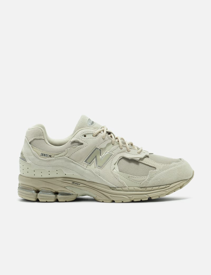 New Balance 2002DX - GORE-TEX防水、N-ergyとABZORBで快適な衝撃吸収