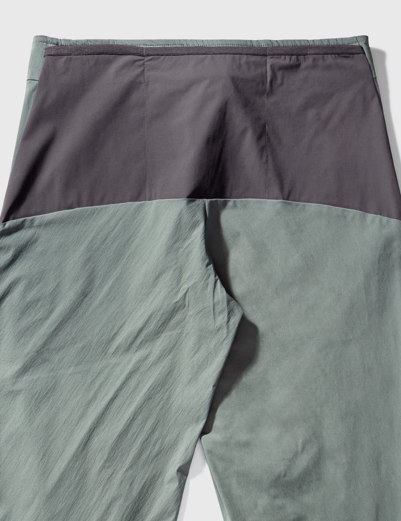 POST ARCHIVE FACTION (PAF) - 4.0 Technical Pants Right | HBX
