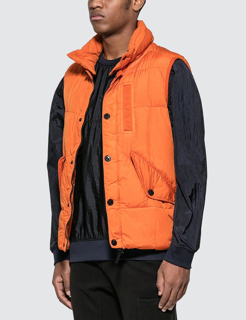 ジャケット・アウター STONE  CRINKLE REPS DOWN VEST Stone Island - Crinkle Reps NY Down Vest | HBX - Globally