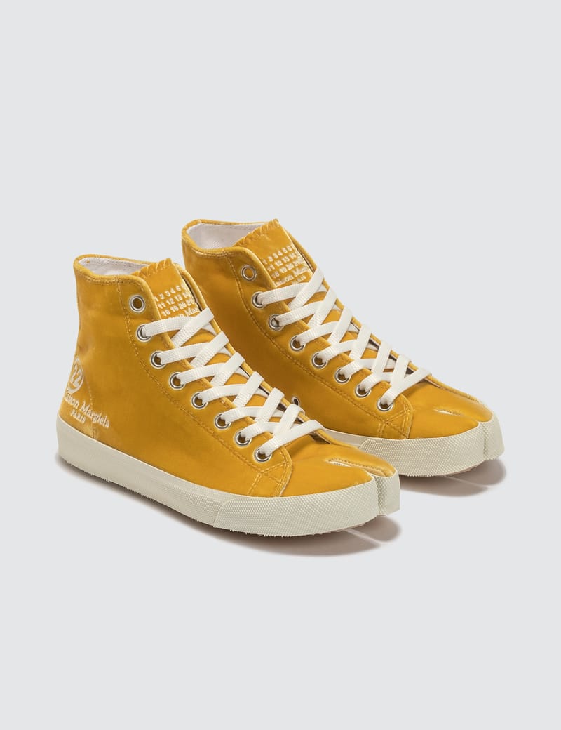 Maison Margiela - Tabi Velvet High Top Sneakers | HBX - ハイプ