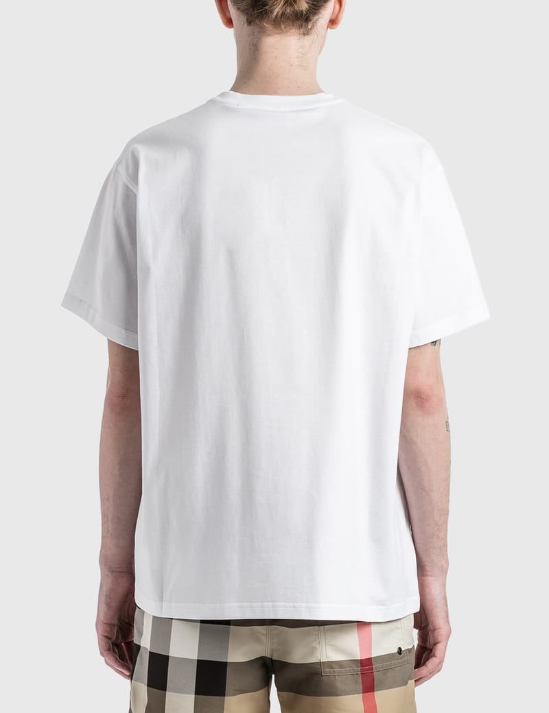 ★韓国の人気★【BURBERRY】★Proseom Label Cotton T-shirt★ ☆韓国の人気☆【BURBERRY】☆Proseom Label Cotton T-shirt