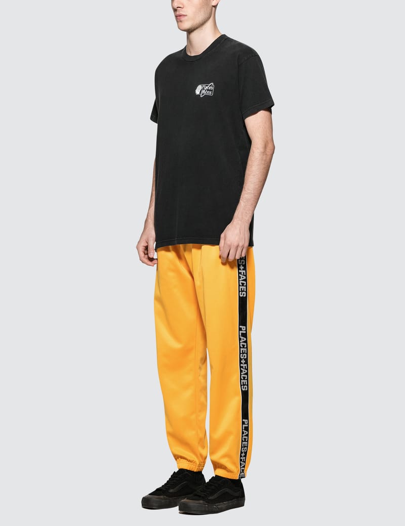 Tシャツ・カットソー PLACES+FACES / Logo T-Shirt Places + Faces - Places + Faces Logo T-Shirt | HBX