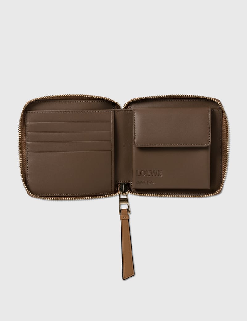 Loewe - Puzzle Square Zip Wallet | HBX - HYPEBEAST 為您搜羅全球