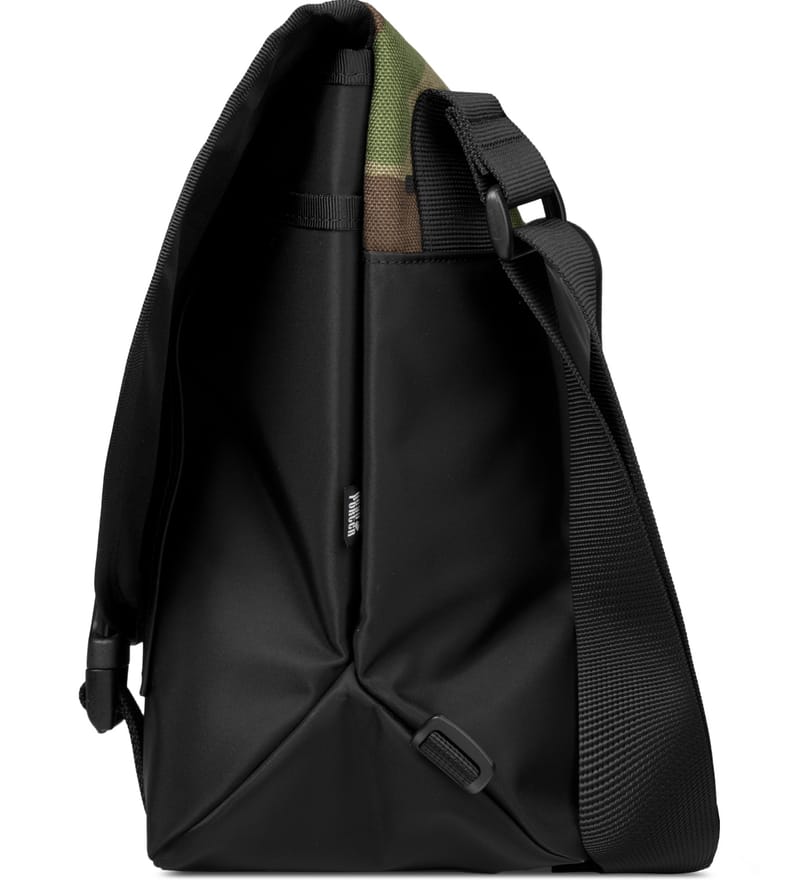 Head Porter - Camo Zephyr Messenger Bag | HBX
