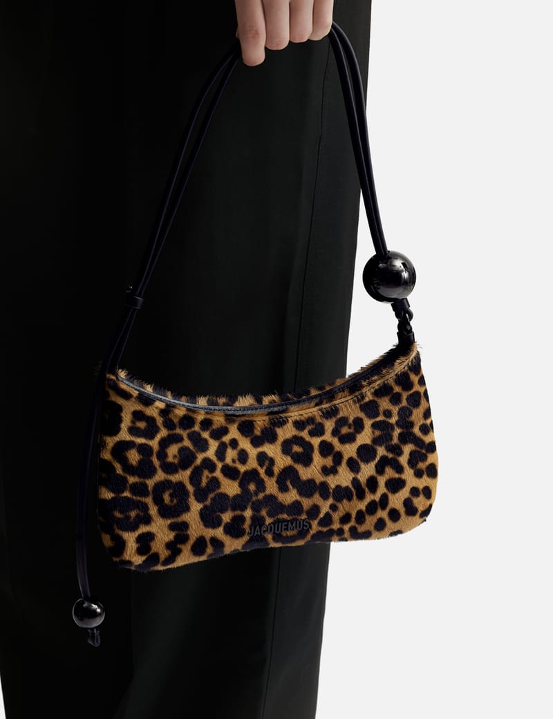 Jacquemus - LE BISOU PERLE | HBX - Globally Curated Fashion Jacquemus - LE BISOU PERLE | HBX - Globally Curated Fashion