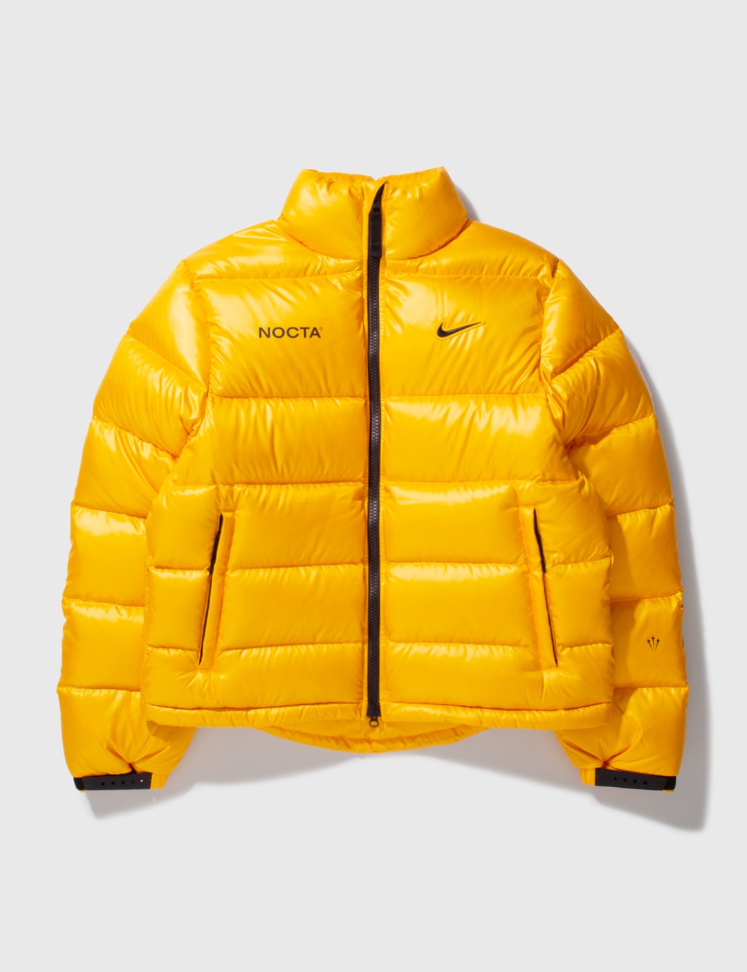 Nike - NIKE X DRAKE NOCTA PUFFY JACKET | HBX - HYPEBEAST çºæ¨æç¾
å
¨çæ½®æµæå°åç