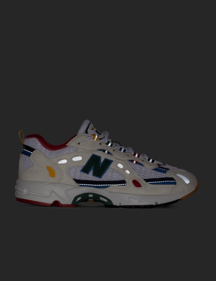 aimè leon dore x new balance 827