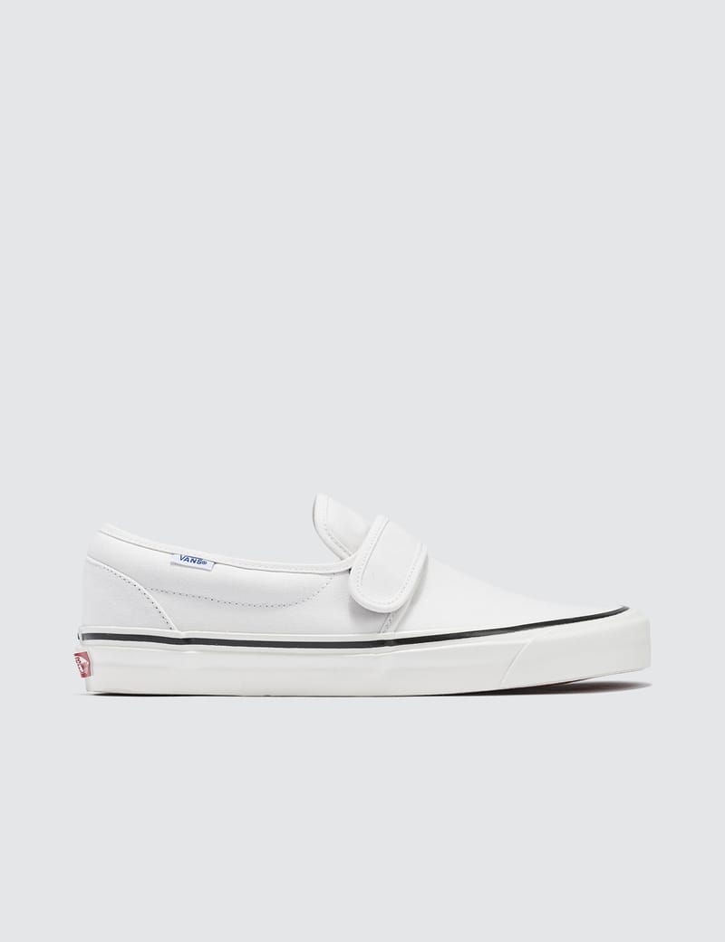 Vans - UA Slip-On 47 V DX | HBX - Globally Curated Fashion and