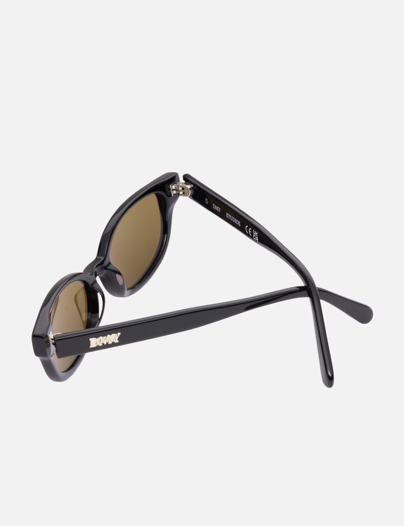 DMY Studios Romi Sunglasses - Black oval cat-eye with UV