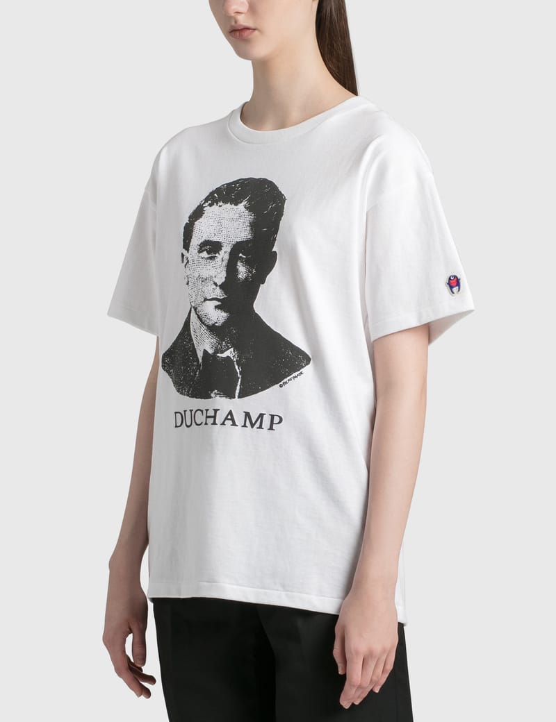 READYMADE - Duchamp T-shirt | HBX -  ハイプビースト(Hypebeast)が厳選したグローバルファッション&ライフスタイル