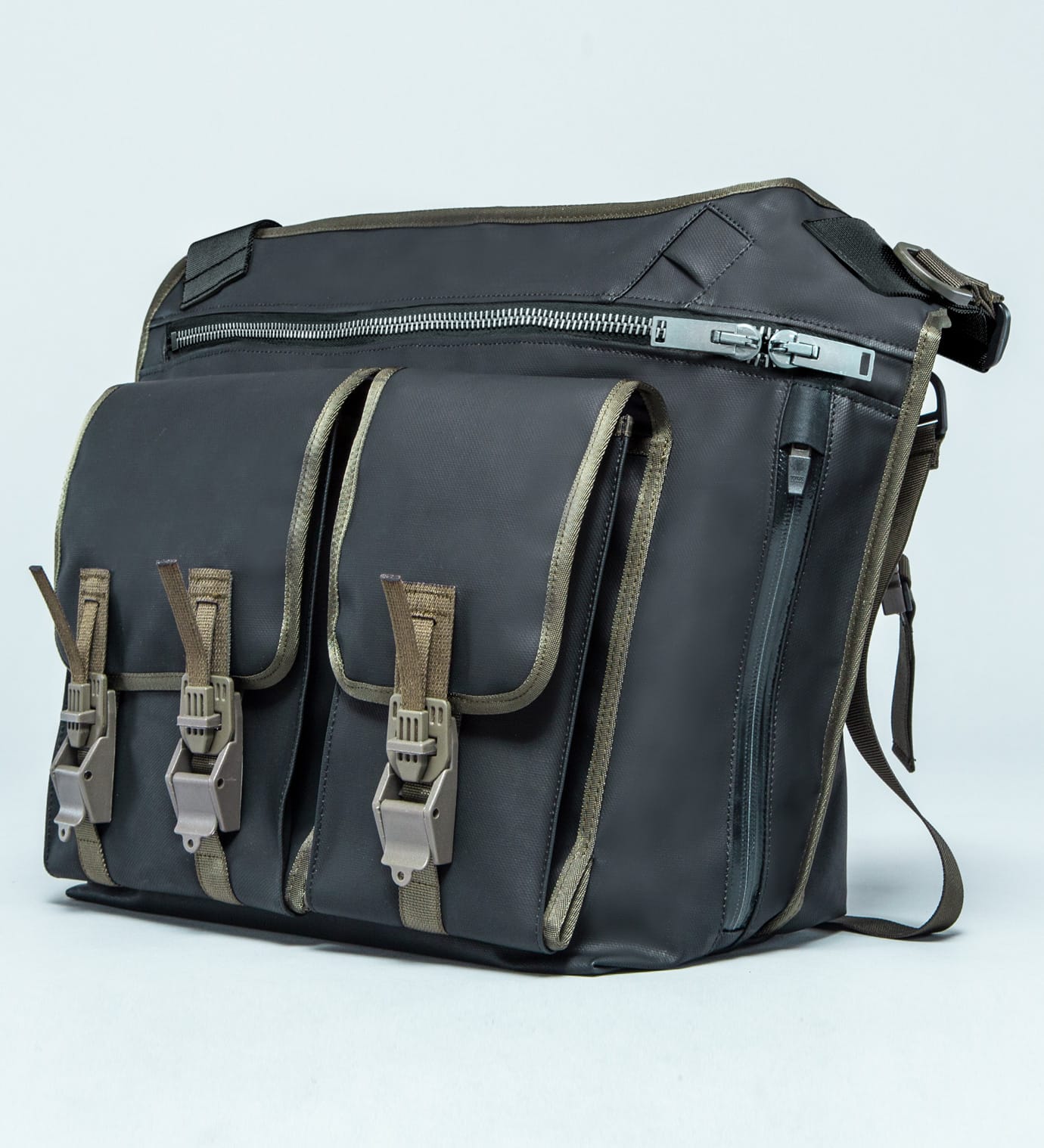 ACRONYM - Black 3A-1 Shoulder Bag | HBX - Globally Curated Fashion
