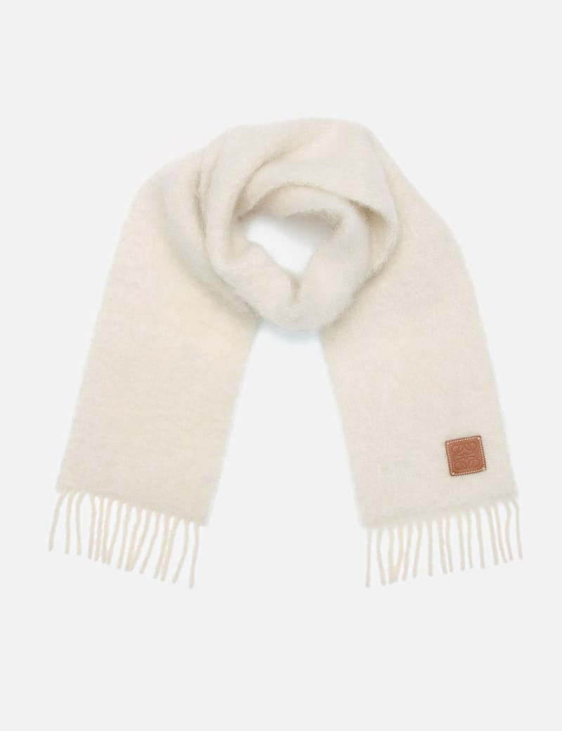 【関税&送料込】Loewe Scarfs White Wool and cashmere scarf in white - Loewe | Mytheresa