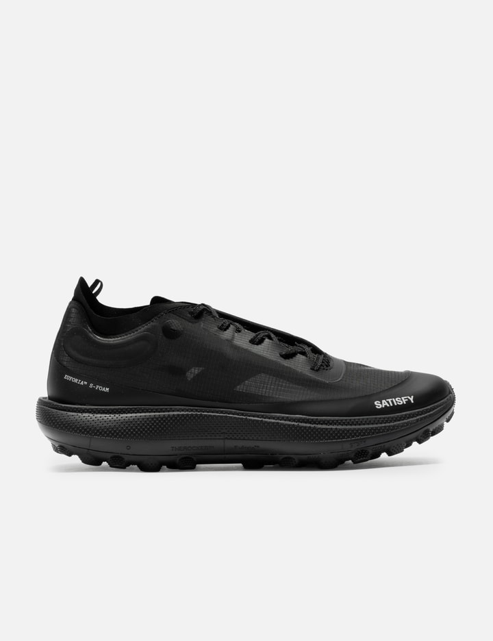 SATISFY The Rocker - Vibram®ソールと高機能アッパーを備えた、究極のトレイルランニングシューズ。快適な走りをサポート ...