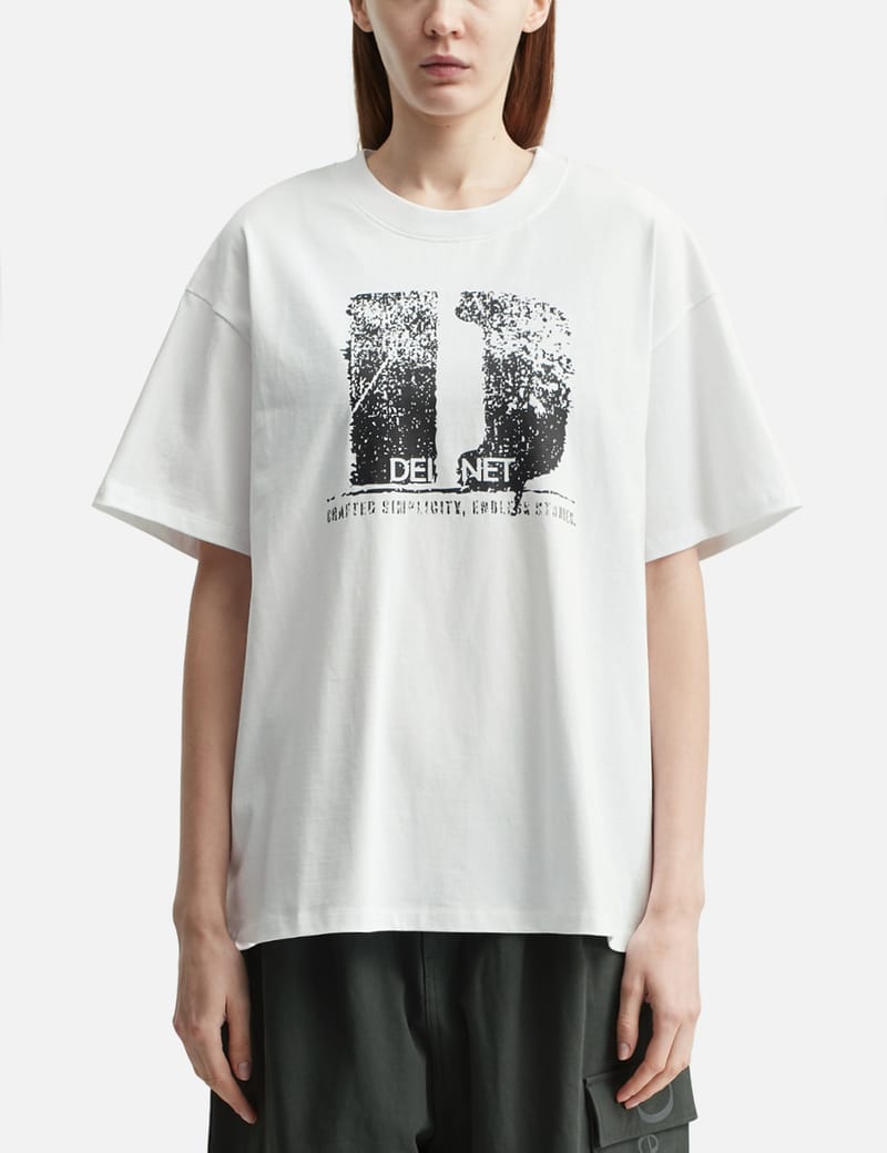 DEINET YEONJUN GGUM X DEINET Cropped Fit Short Sleeve T-shirt