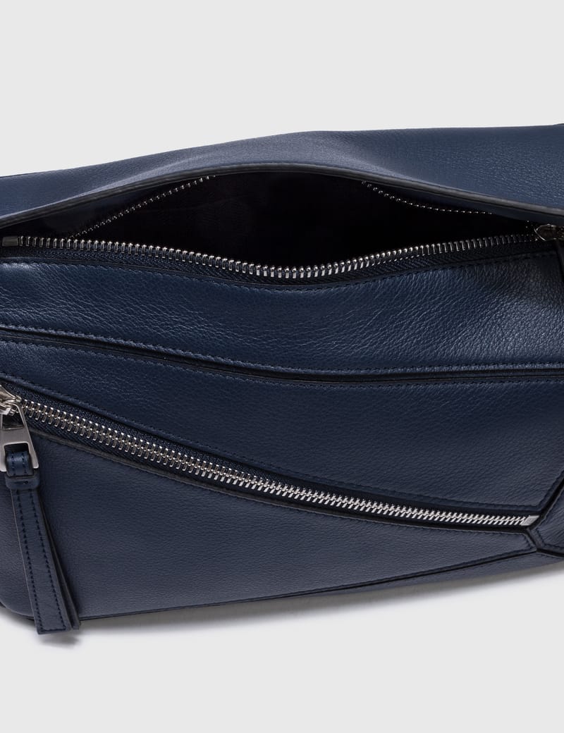 多様に使える◆LOEWE PUZZLE パズル スモール バム バッグ OCEAN パズルエッジ バッグ スモール（ラフィア&カーフ） ブラウン - LOEWE
