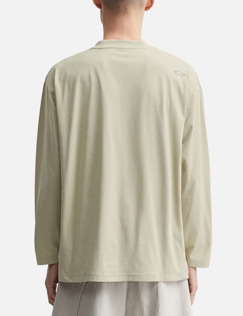 Oakley - FGL SCRATCH LS TEE 4.7 | HBX - Globally Curated