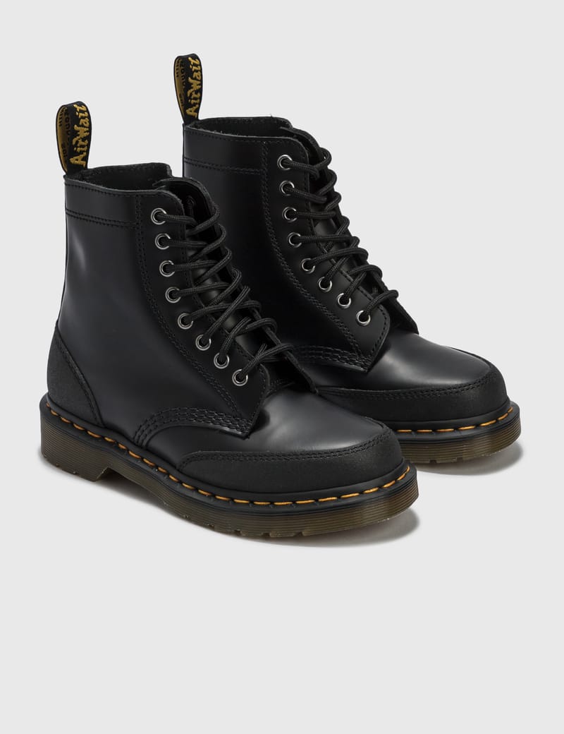 Dr martens black nappa hotsell vs smooth