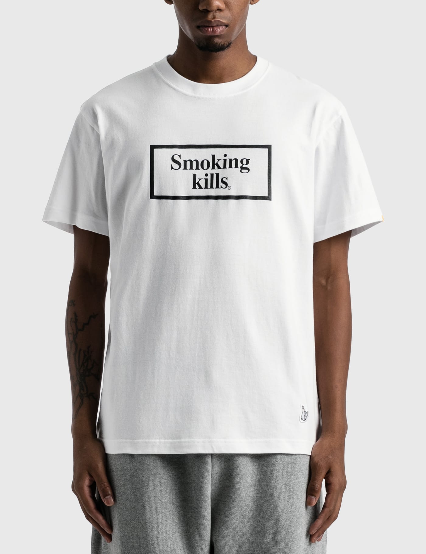 FR2 - Smoking Kills Box Logo T-shirt | HBX - ハイプビースト ...