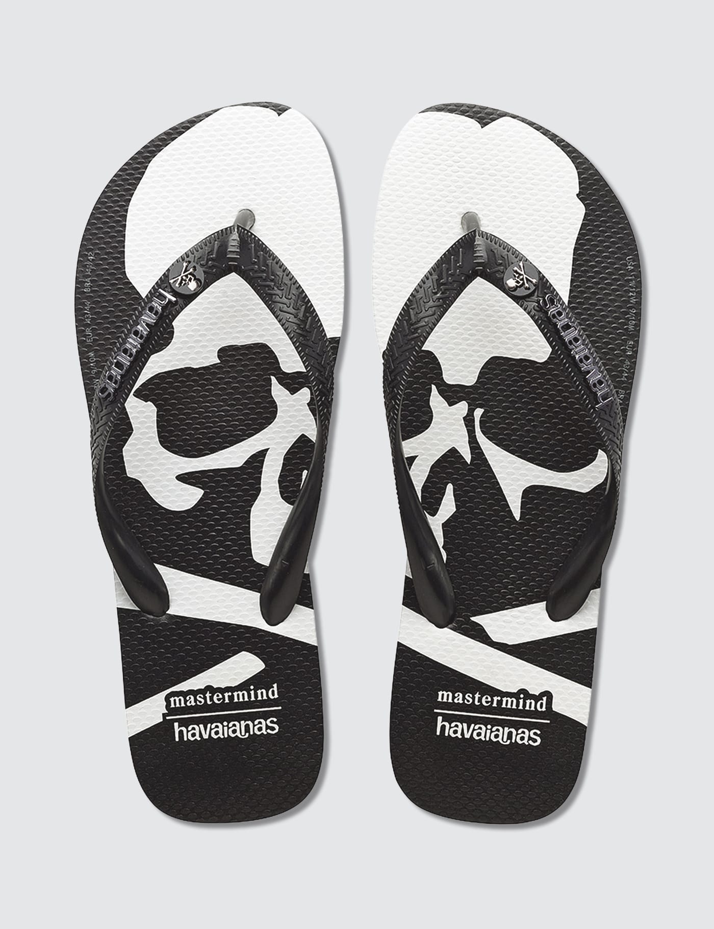 Havaianas - Havaianas x Mastermind Japan Top Sandals | HBX 