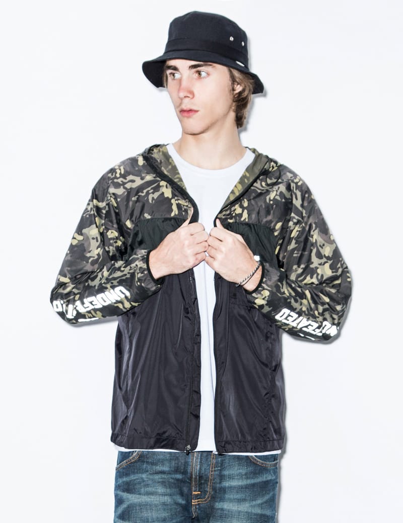 Undefeated - Black O.P. Camo Run Shell Jacket | HBX - ハイプ