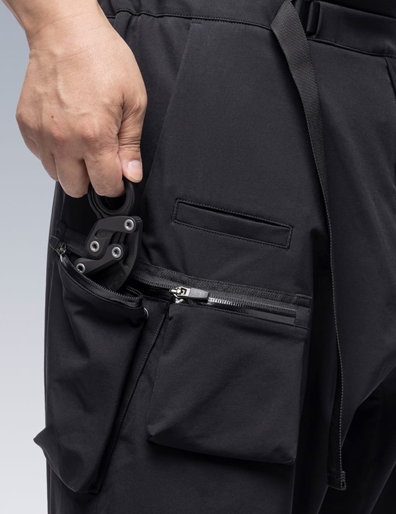ACRONYM - Schoeller® Dryskin™ Cargo Pants | HBX - Globally ACRONYM - Schoeller® Dryskin™ Cargo Pants | HBX - Globally