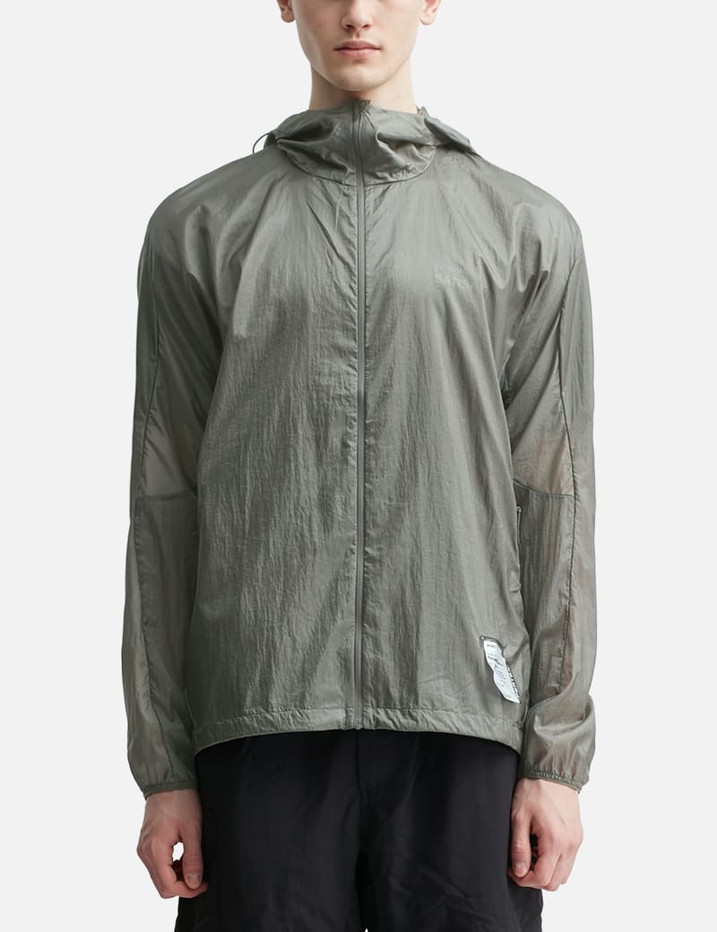 SATISFY Pertex® Diamond Fuse Windbreaker - 超軽量で撥水