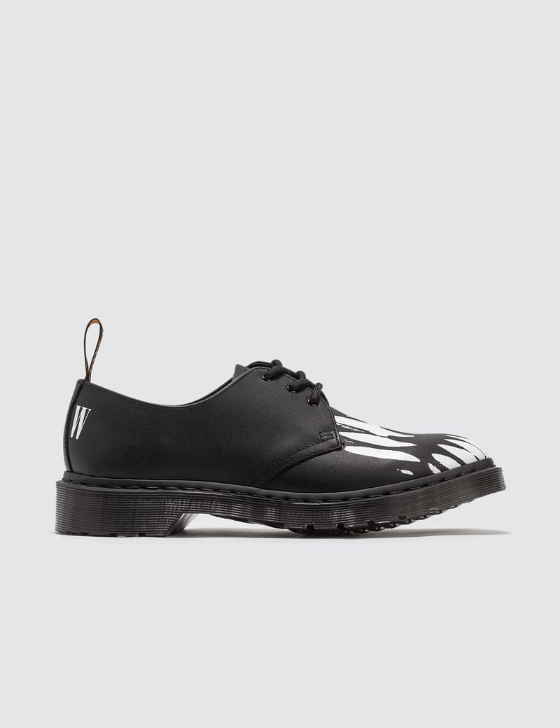 Dr. Martens - Dr. Martens X Pleasures Teeth Print Lace-Up Shoes | HBX